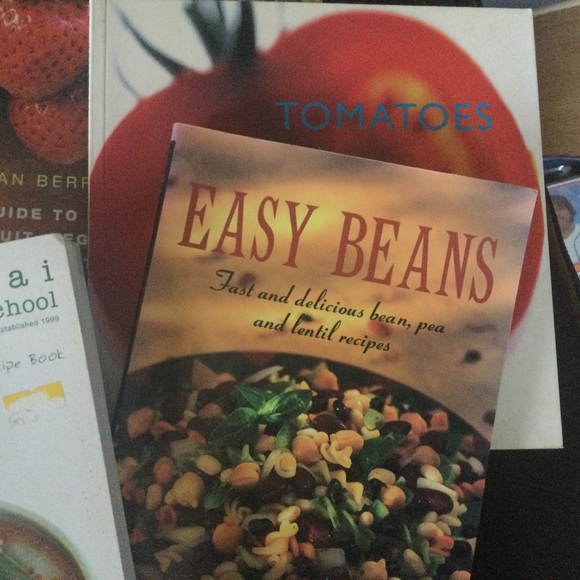 Lot Of Cookbooks Thai Beans Slow Cooker Garden Books Bundle - Picture 4 of 5